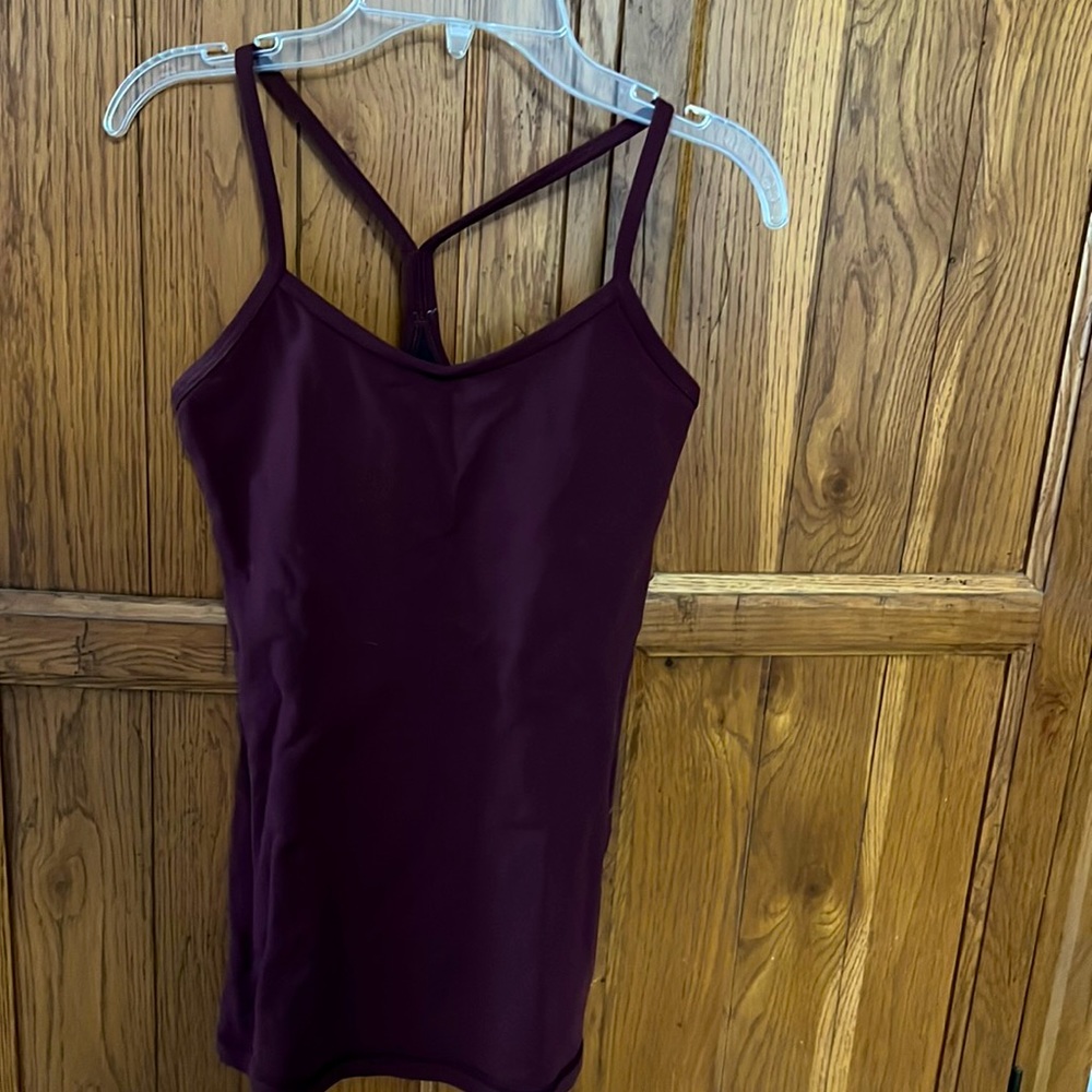 Burgundy Lululemon workout top